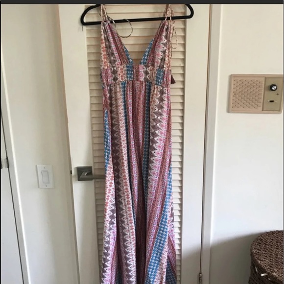 Lulu’s Beautiful Striped Halter Maxi Dress Small - Picture 3 of 4